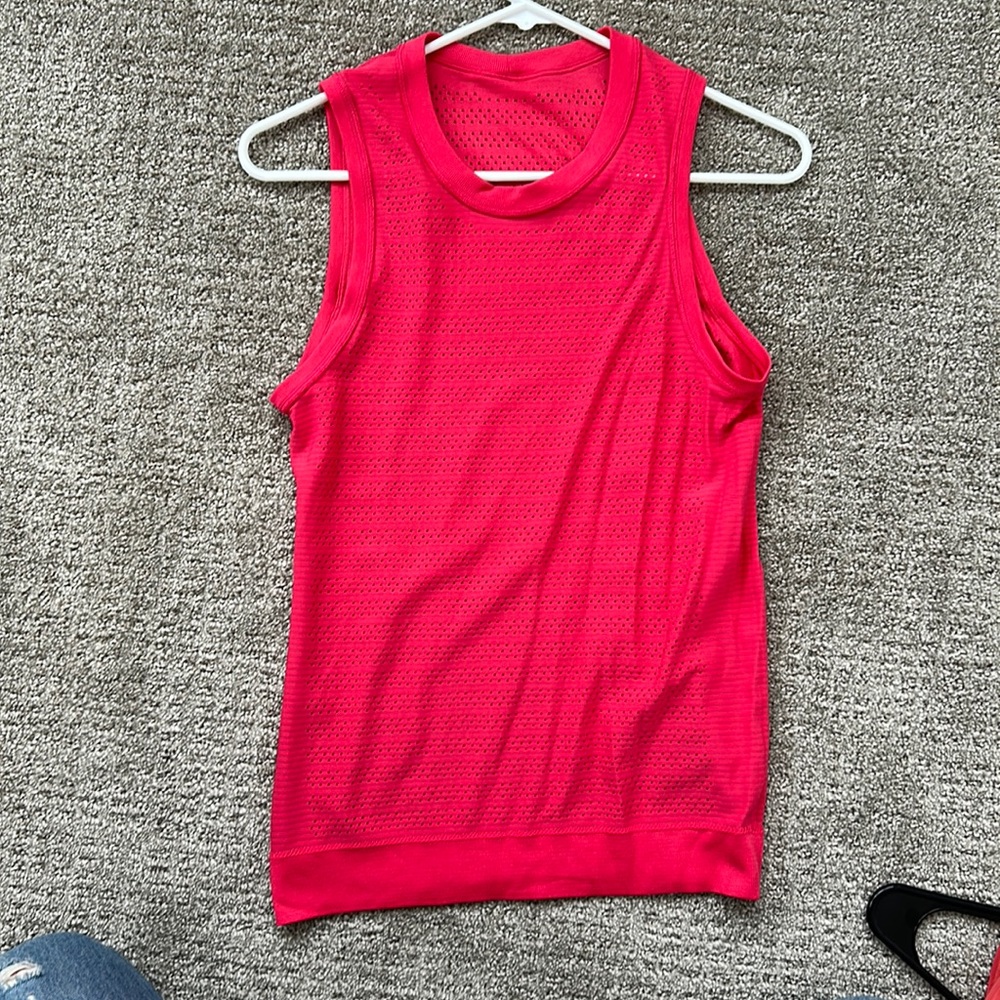 Mesh running tank